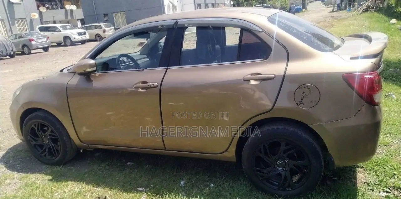 Suzuki Dzire 2022 Gray
