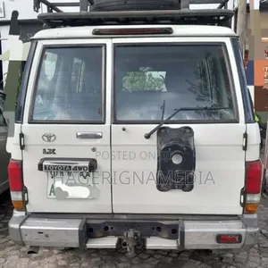 Toyota Land Cruiser 2014 White