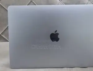 New Laptop Apple MacBook Pro 2017 16GB Intel Core i5 SSD 512GB