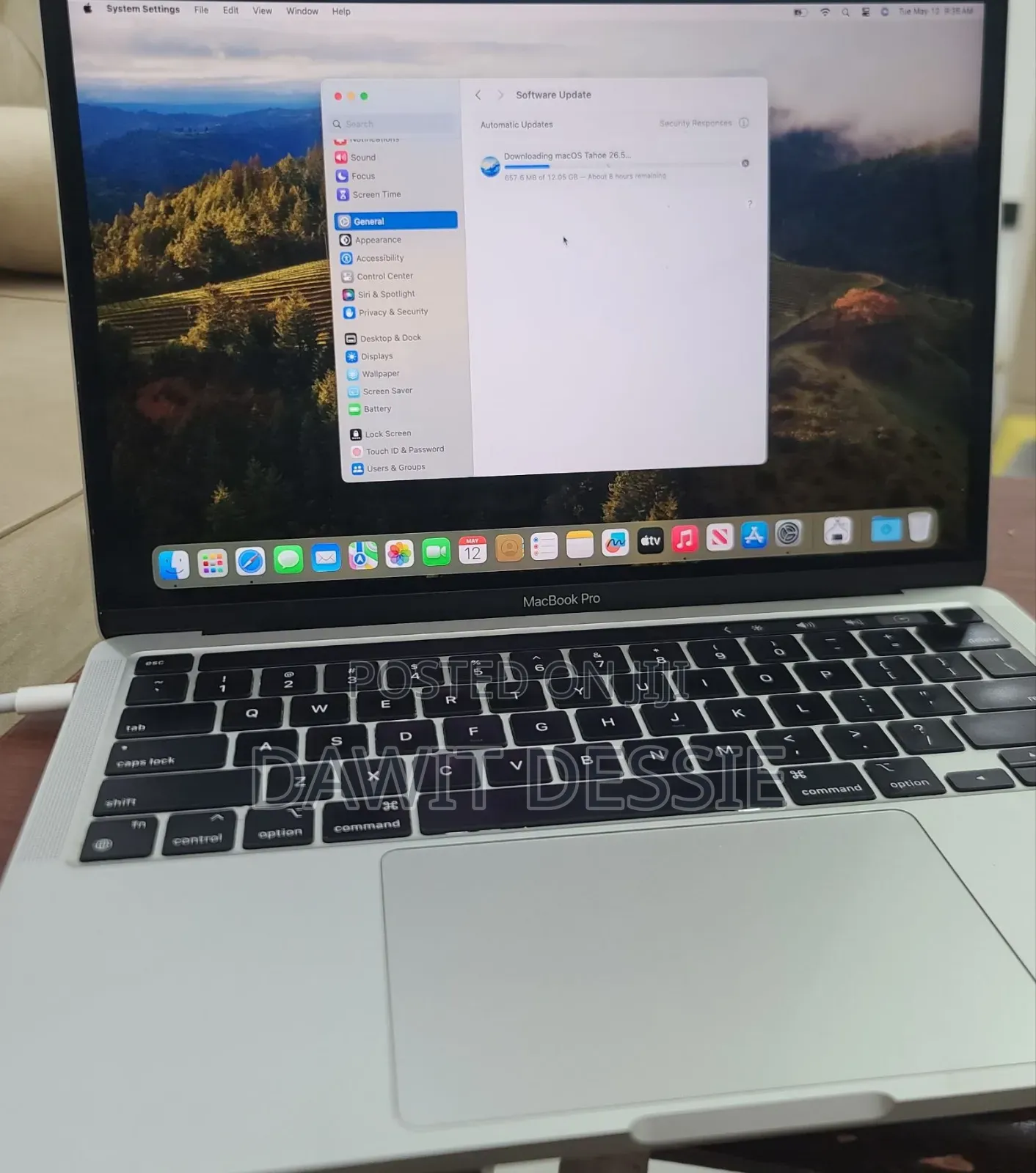 New Laptop Apple MacBook Pro 2021 M1 16GB Apple M1 Pro SSD 256GB