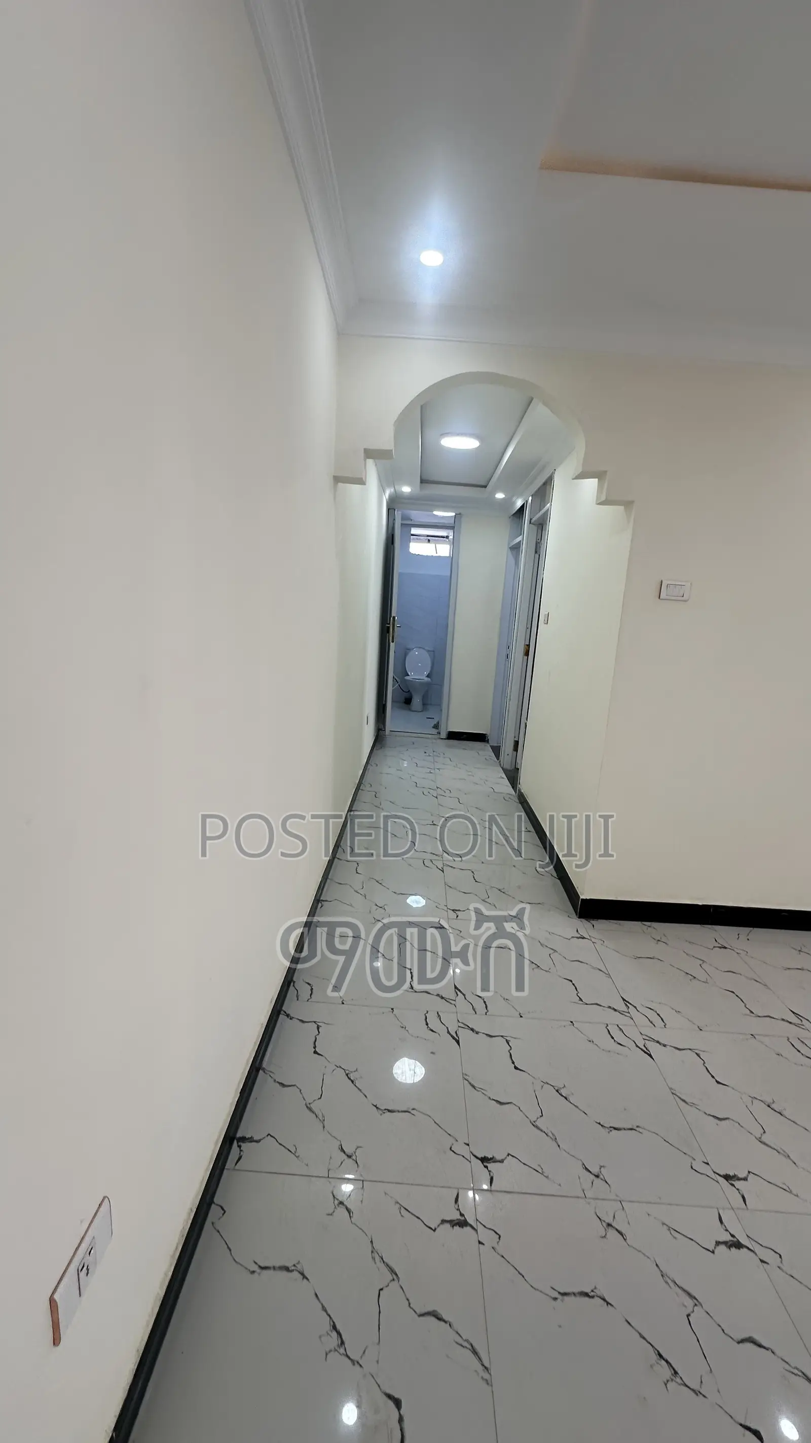 Furnished 3bdrm Condo in አያት 40/60 ኮንዶሚኒየም, Bole for sale
