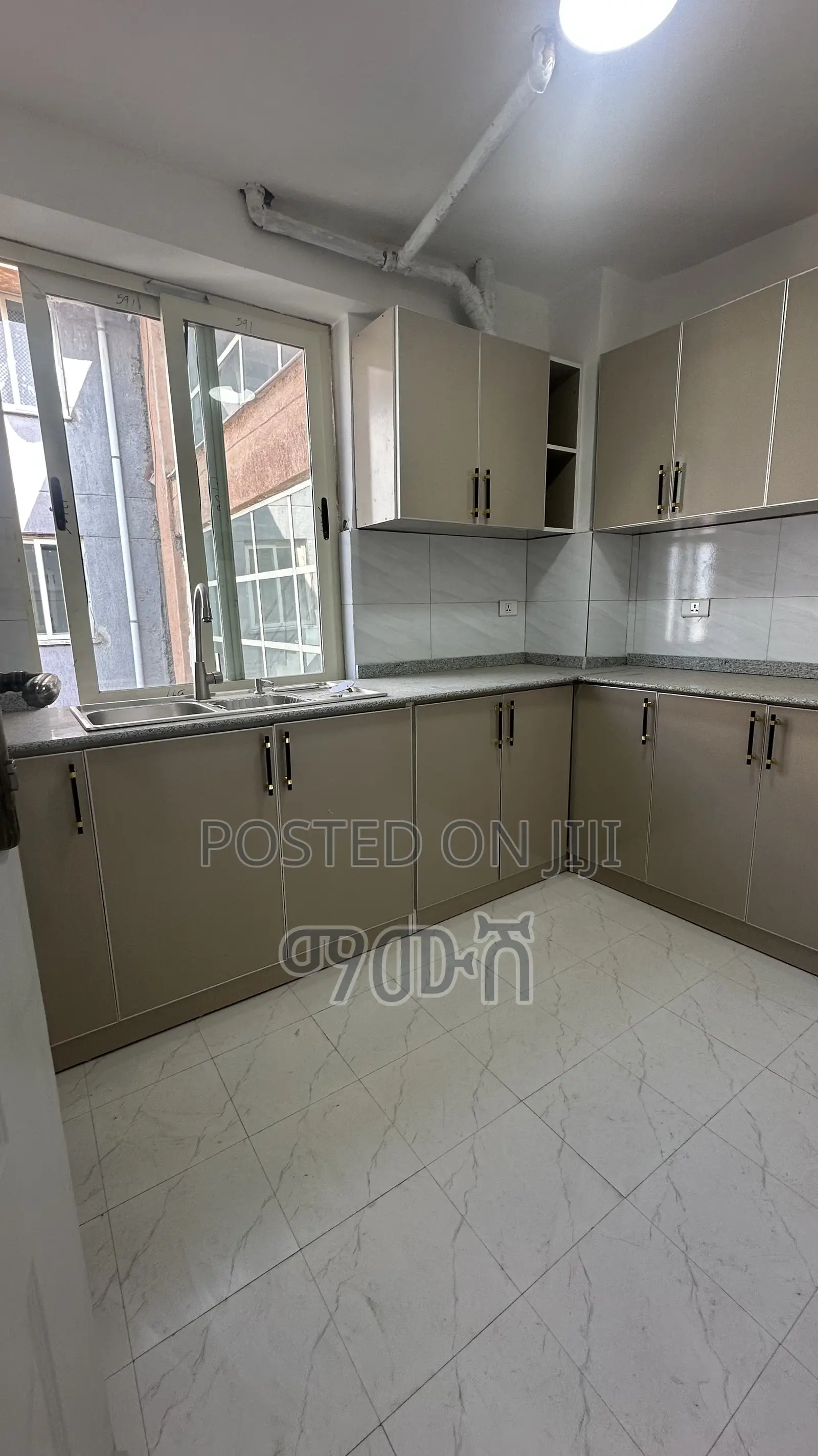 Furnished 3bdrm Condo in አያት 40/60 ኮንዶሚኒየም, Bole for sale