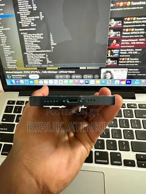 New Apple iPhone 13 128 GB Black