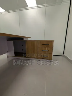 Top Quality Classic Managrial Table(Will Be Delivered Within 7 Days)