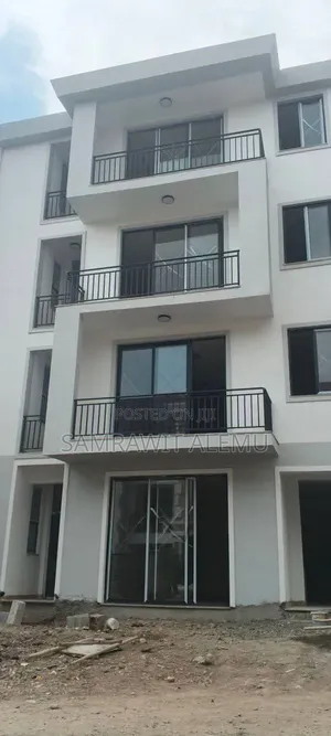 Furnished 3bdrm Apartment in ካንጋሮ, Bole for sale