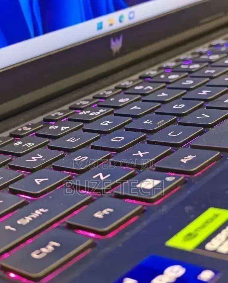 New Laptop Acer Predator Helios Neo 16 16GB Intel Core i9 SSD 1T