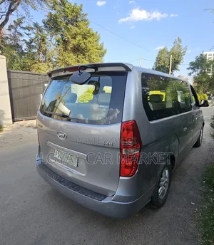Hyundai H1 2020 Silver
