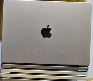 New Laptop Apple MacBook Pro 2021 M1 16GB AMD A10 SSD 512GB
