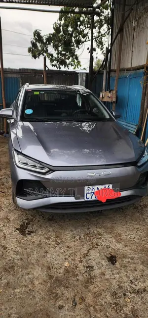 New BYD E2 43 kWh 94 hp FWD 2025 Gray