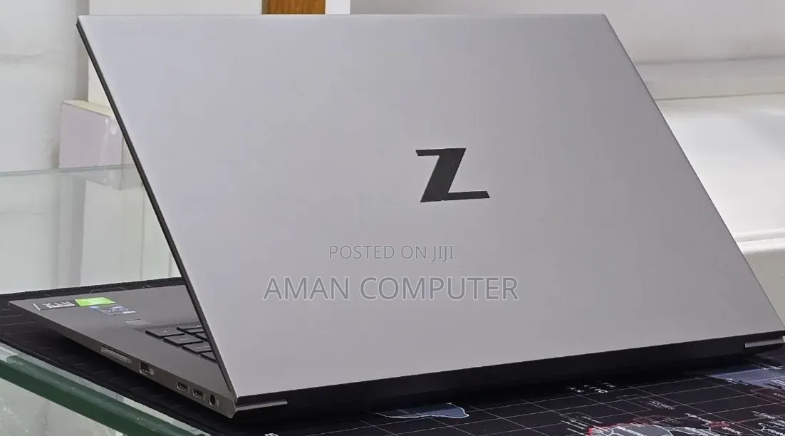 New Laptop HP ZBook 14 16GB Intel Core i7 SSD 512GB