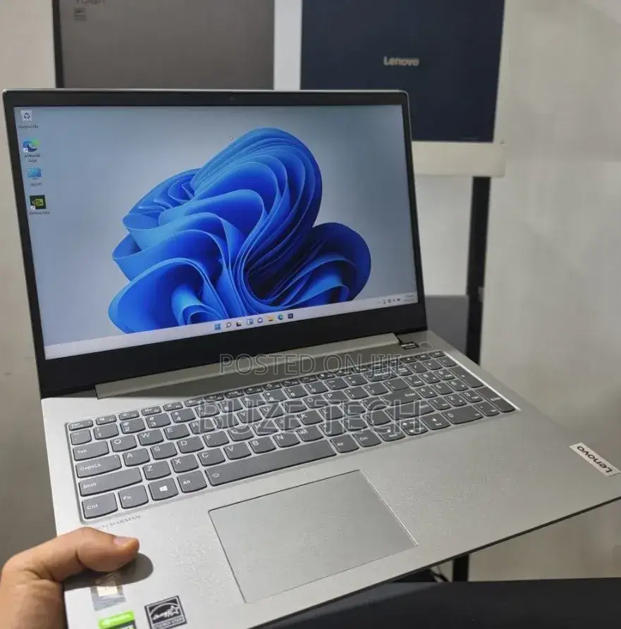 New Laptop Lenovo ThinkBook 15 16GB Intel Core i5 SSD 512GB