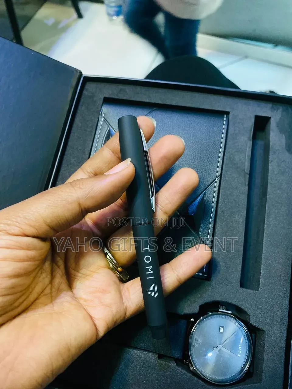 Men'stomi Gift Packages