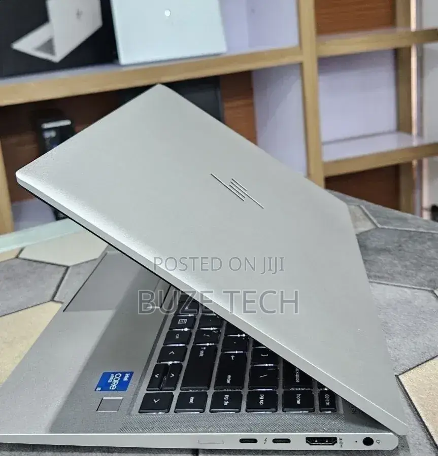 New Laptop HP EliteBook 840 G8 16GB Intel Core i5 SSD 512GB