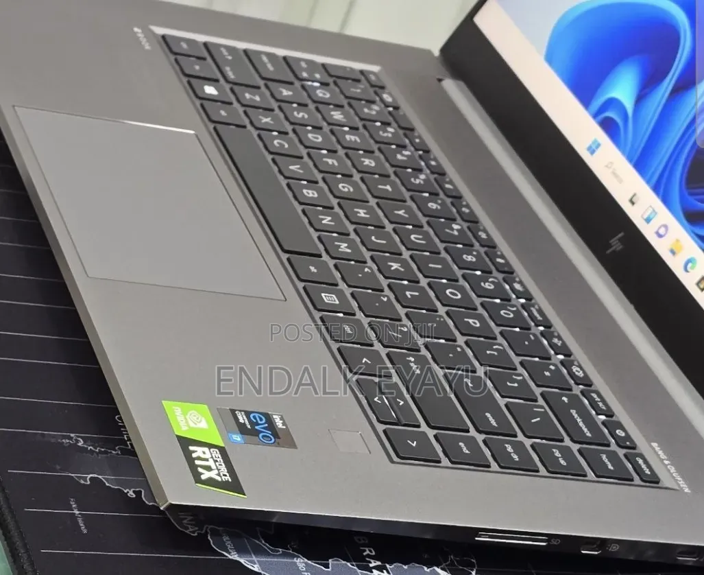 New Laptop HP ZBook 15 32GB Intel Core i7 SSD 512GB