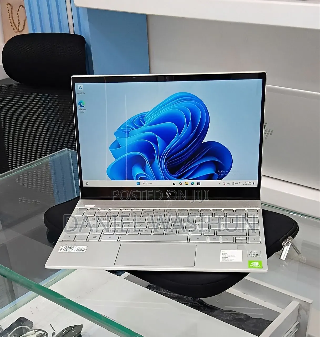 New Laptop HP Envy 13 8GB Intel Core i5 SSD 512GB
