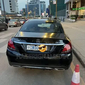 Mercedes-Benz C200 2018 Black
