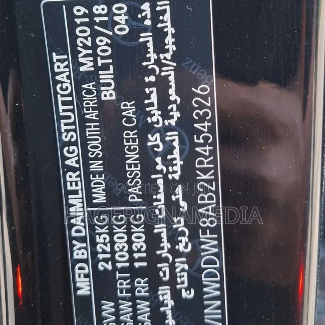 Mercedes-Benz C200 2018 Black
