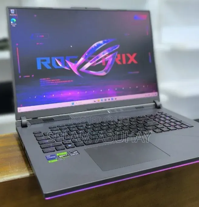 New Laptop Asus ROG Strix G17 16GB Intel Core i9 SSD 1T