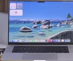 New Laptop Apple MacBook Pro 2016 32GB SSD 512GB