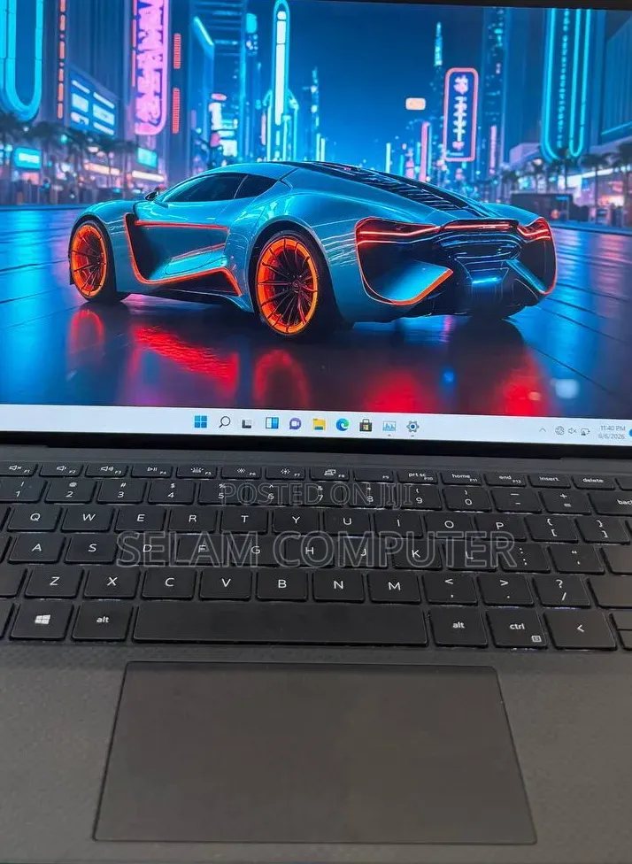 New Laptop Dell XPS 15 16GB Intel Core i7 SSD 512GB