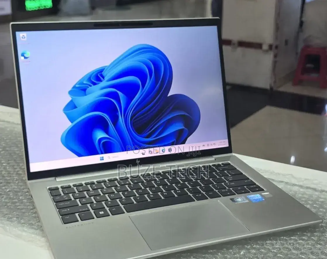 New Laptop HP EliteBook 840 G9 16GB Intel Core i5 SSD 512GB