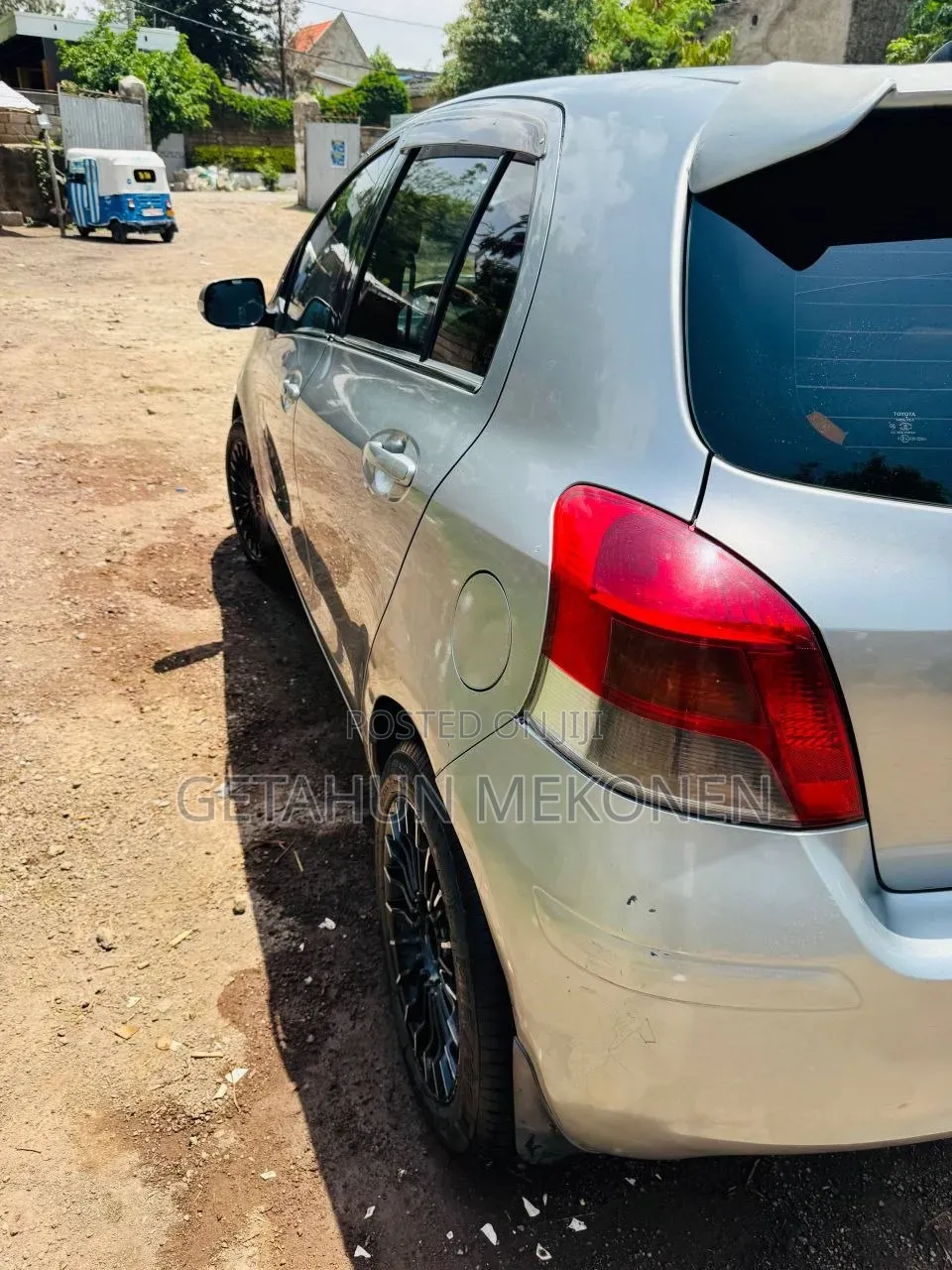Toyota Yaris 2010 Gray