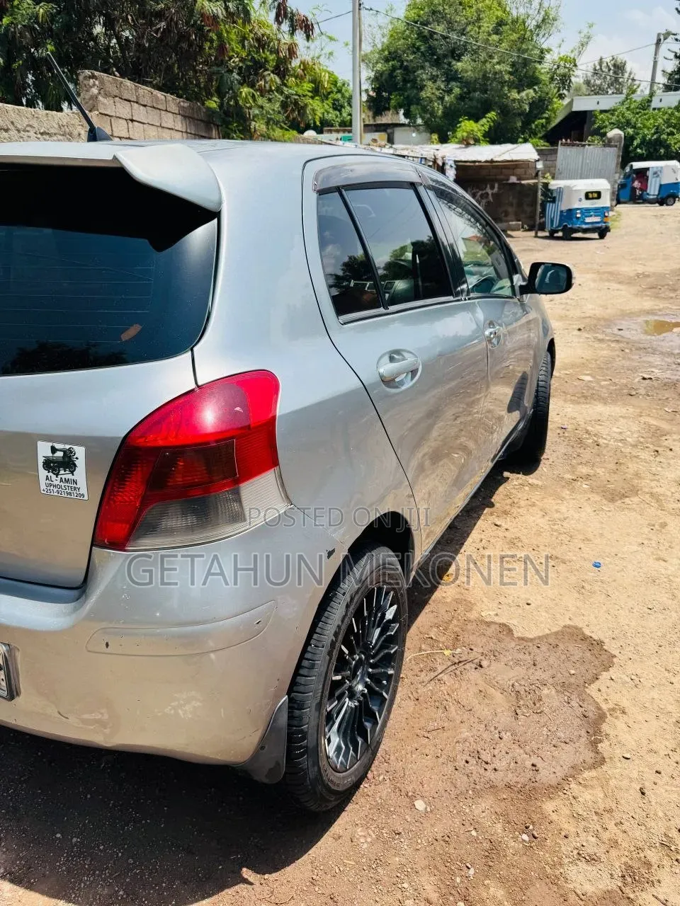 Toyota Yaris 2010 Gray