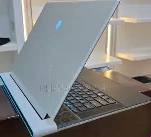 New Laptop Alienware X16 16GB Intel Core Ultra 7 SSD 1T