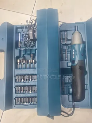 Makita Cordless Screwdriver Set | Rechargeable Multi-Bit Tool Kit
