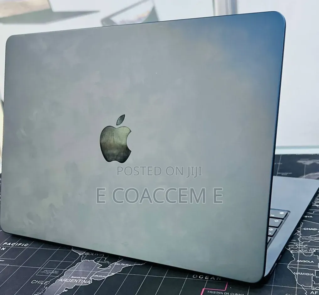 New Laptop Apple MacBook 16GB SSD 512GB