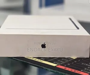 New Laptop Apple MacBook Air 16GB Apple M4 SSD 256GB