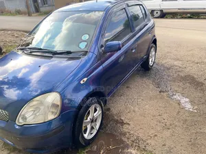 Toyota Vitz 2003 Blue