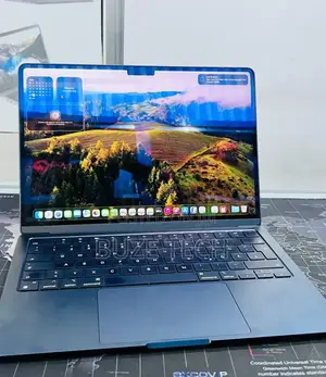 New Laptop Apple MacBook Air 2022 M2 16GB Apple M2 SSD 512GB