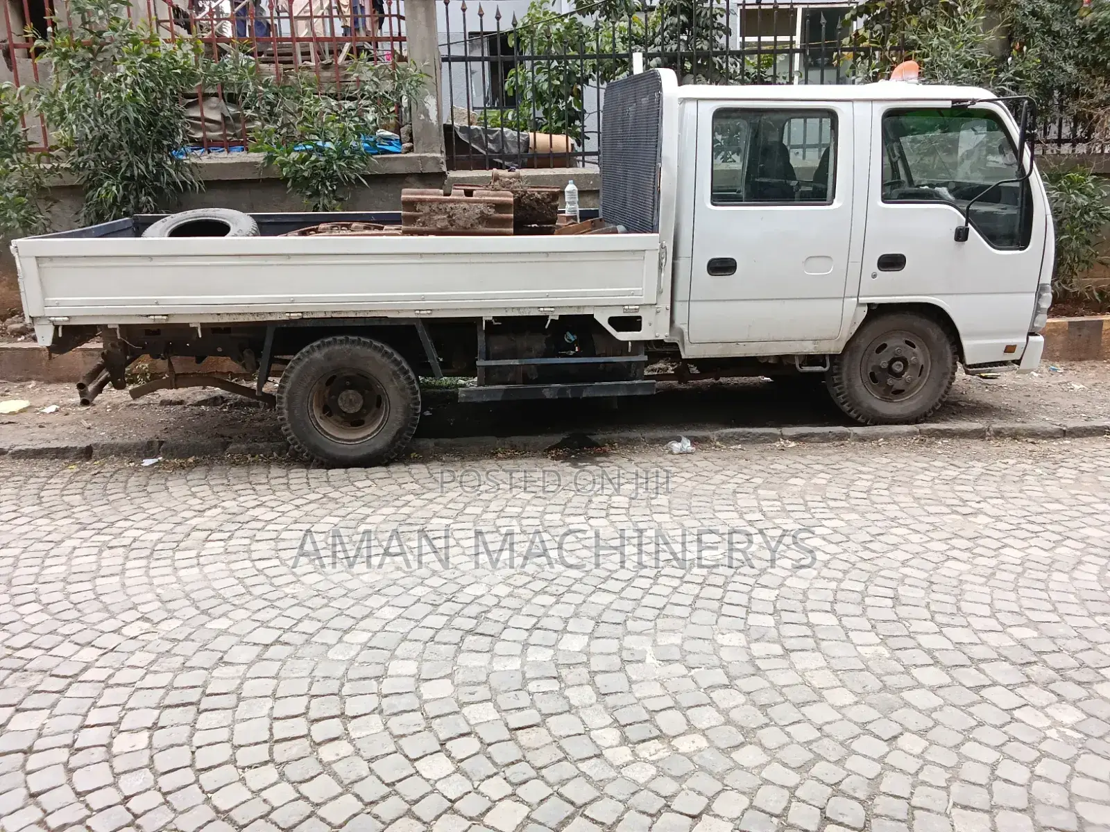 Isuzu Elf Truck 2008 White