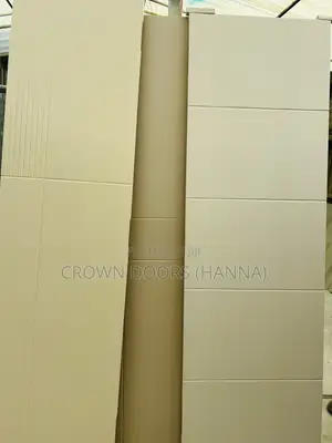 Crown Wooden Door for Main Gates
