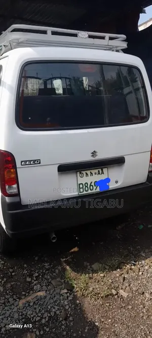 Suzuki Eeco 2024 White