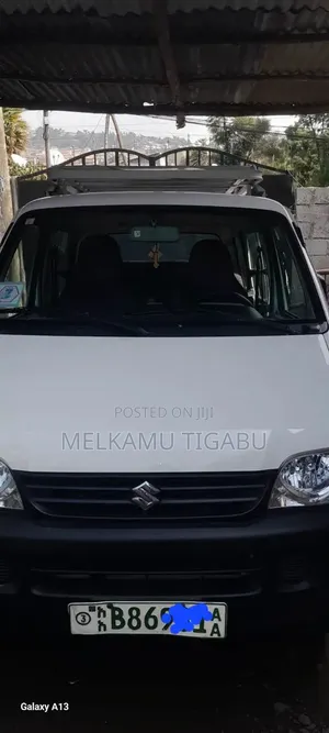 Suzuki Eeco 2024 White