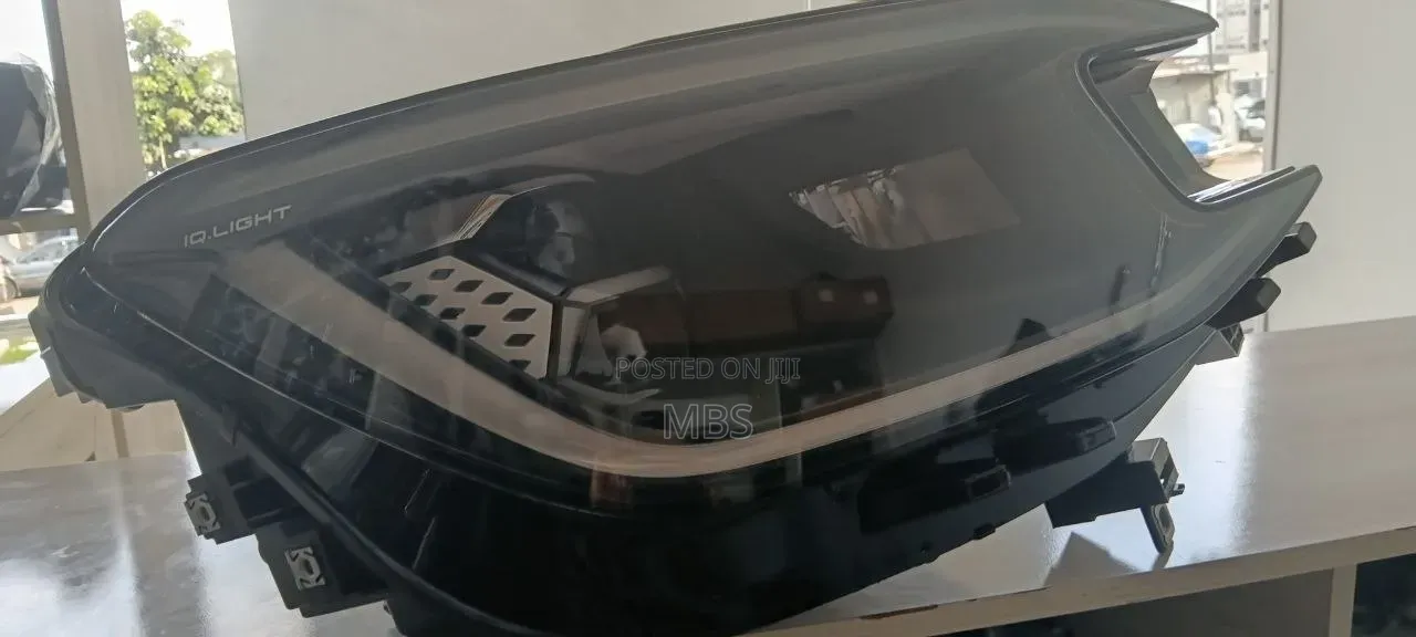 Volkswagen Id4 Headlamp