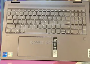 New Laptop Lenovo Yoga 7i 16GB Intel Core i7 SSD 512GB
