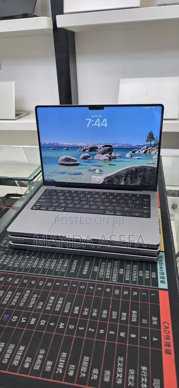 New Laptop Apple MacBook Pro 2021 M1 32GB Apple M1 Pro SSD 512GB