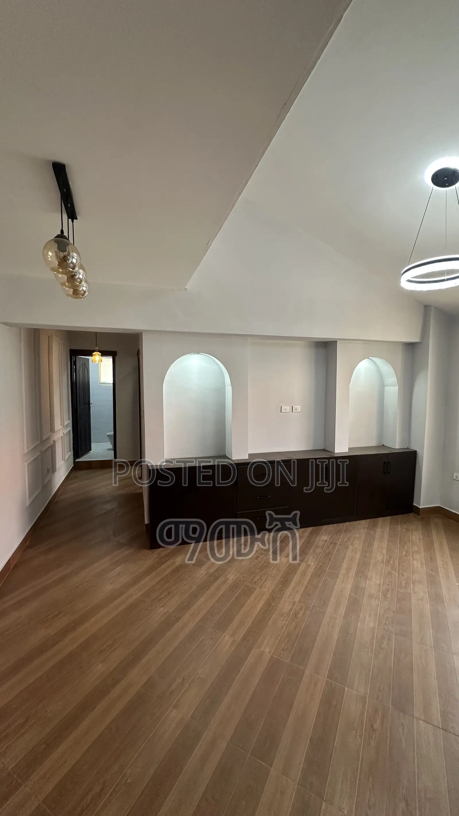 Furnished 2bdrm Condo in አያት 40/60 ኮንዶሚኒየም, Bole for sale