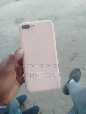 Apple iPhone 8 Plus 64 GB Gold