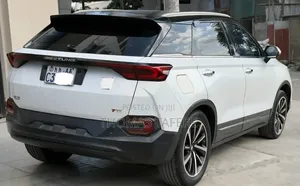 Bestune T77 1.2 FWD 2022 White
