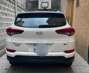 Hyundai Tucson 2018 White