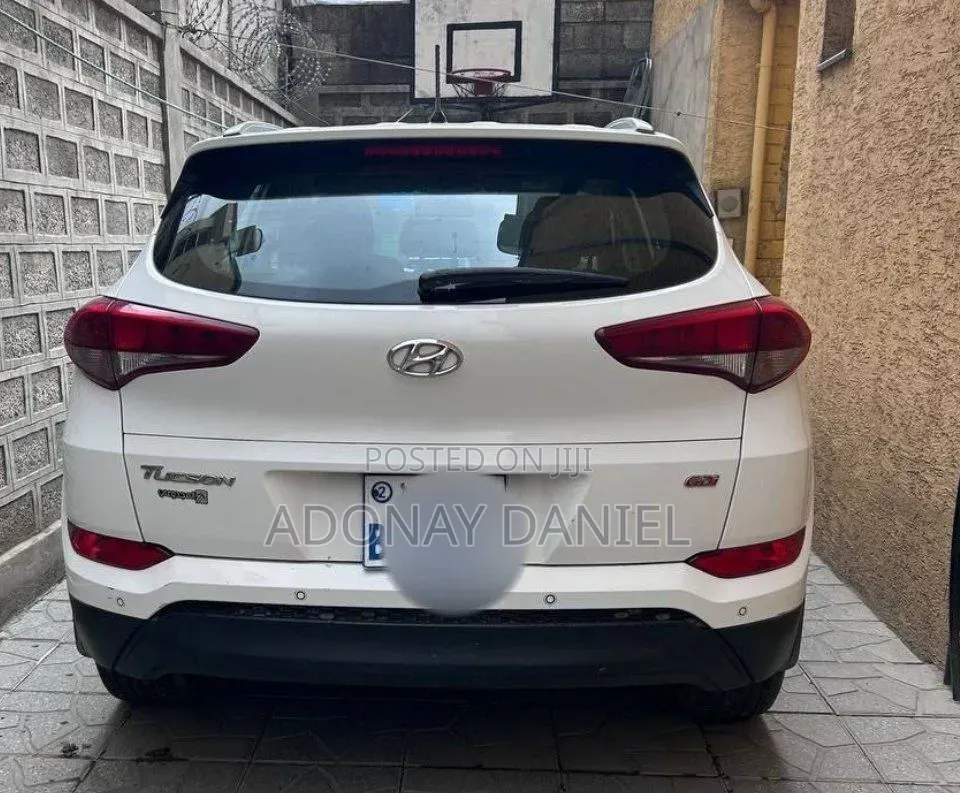 Hyundai Tucson 2018 White