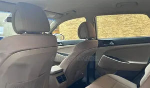 Hyundai Tucson 2018 White