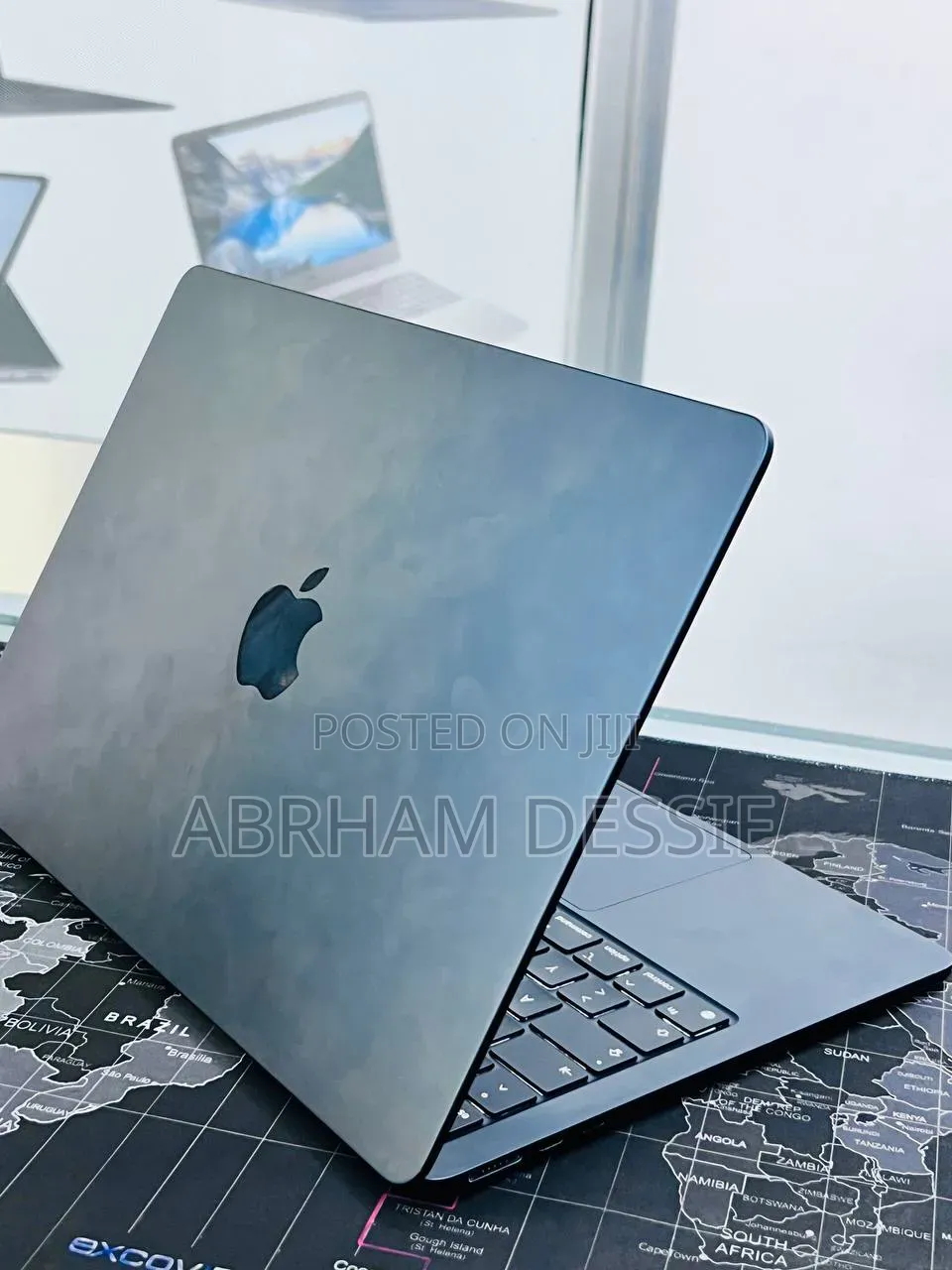 New Laptop Apple MacBook Air 2022 M2 16GB Apple M2 SSD 512GB