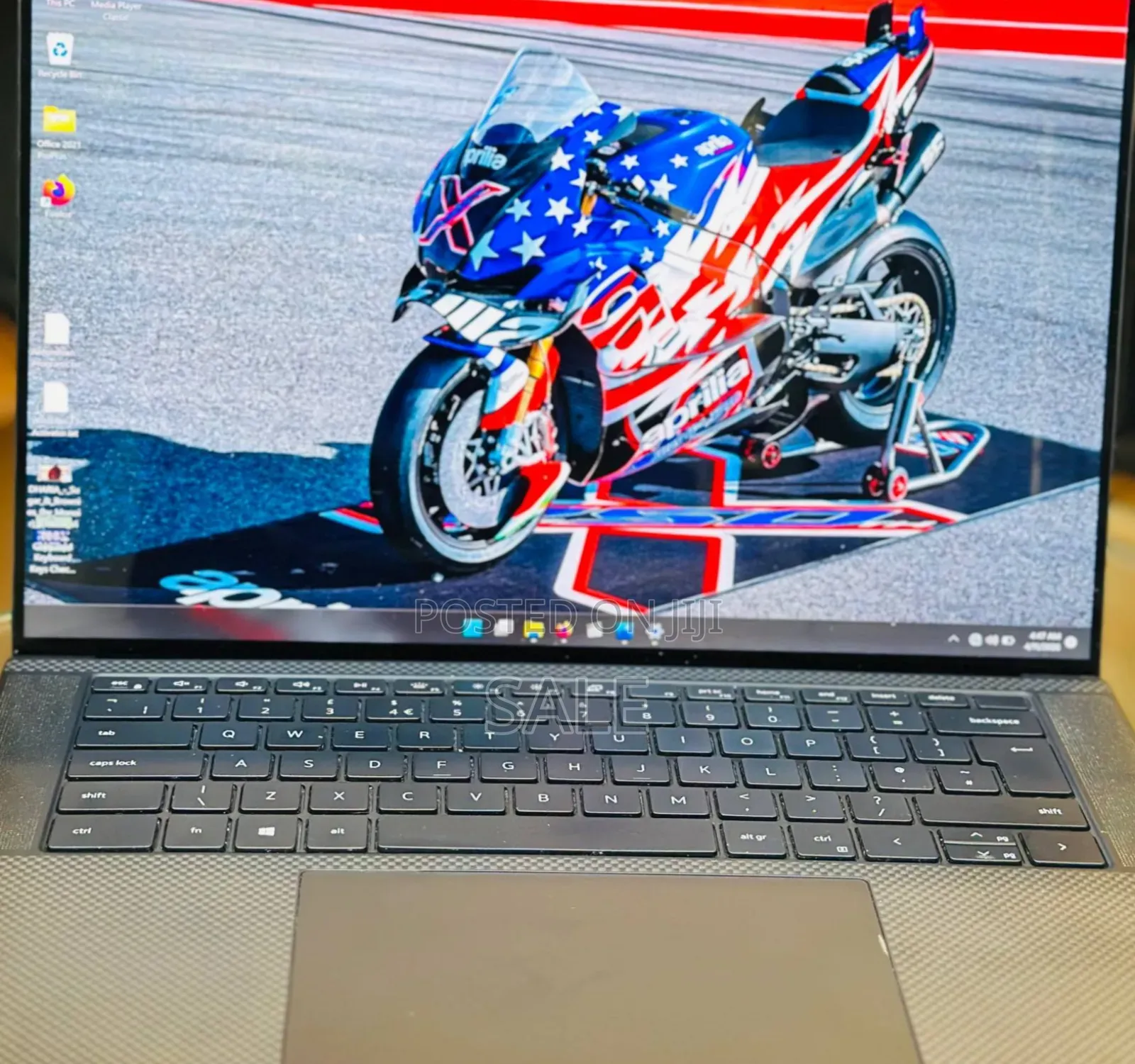 New Laptop Dell Precision 5560 16GB Intel Core i7 SSD 512GB