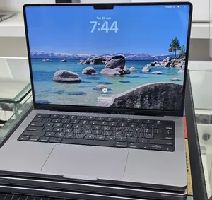 New Laptop Apple MacBook Pro 2021 M1 32GB Apple M1 Pro SSD 512GB