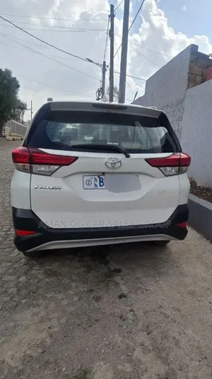 Toyota Rush 2021 White